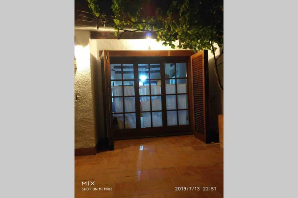 Casita Blanca Con Fibra Optica Y Piscina Cominutaria Βίλα Τόσα ντε Μαρ Εξωτερικό φωτογραφία