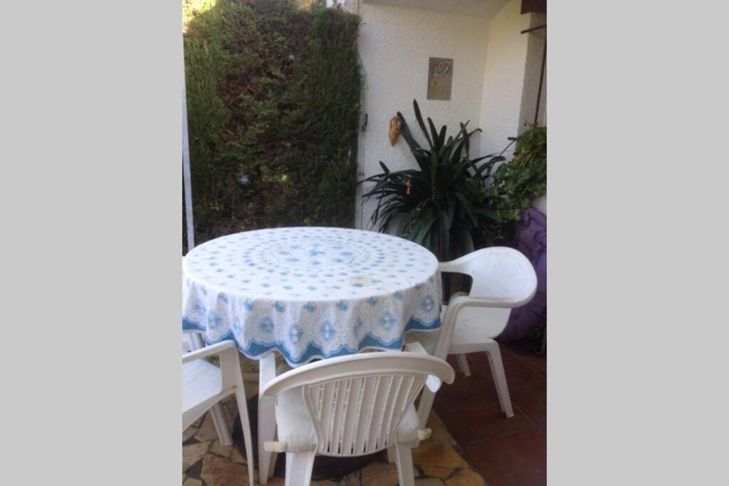 Casita Blanca Con Fibra Optica Y Piscina Cominutaria Βίλα Τόσα ντε Μαρ Εξωτερικό φωτογραφία