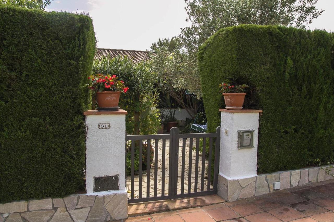 Casita Blanca Con Fibra Optica Y Piscina Cominutaria Βίλα Τόσα ντε Μαρ Εξωτερικό φωτογραφία